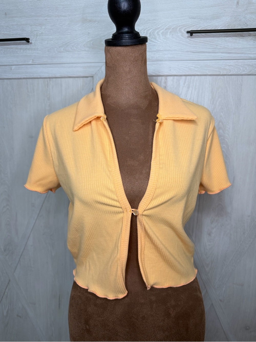 Forever 21 Peach Short Sleeve Ribbed Crop Top